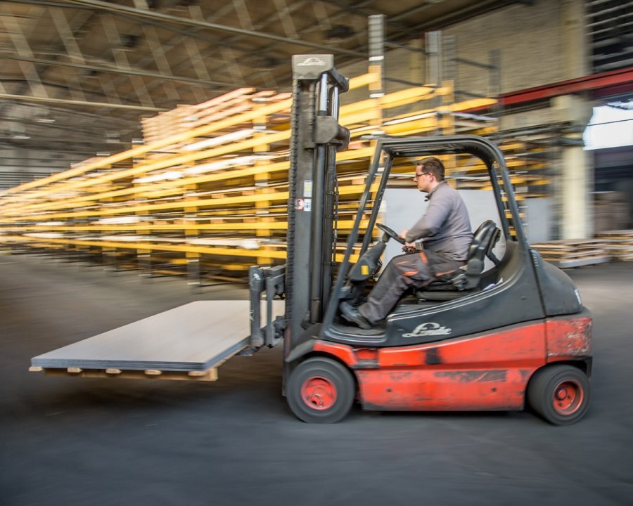 Verladung und Logistik am Standort Burg